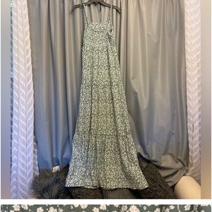 SO spaghetti strap light green white floral maxi bohemian style boho dress XS